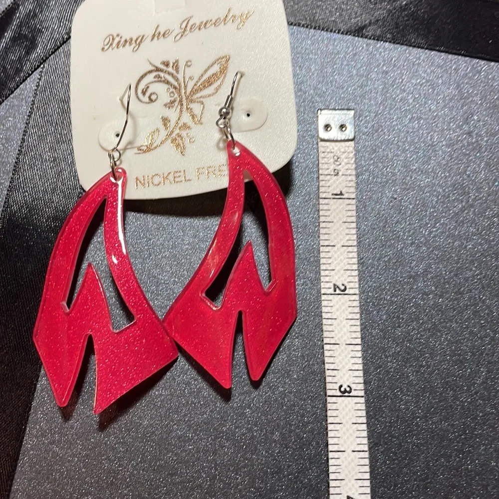 7 for $20 Cut out Acrylic Sparkle Statement Earrings - Picture 4 of 5